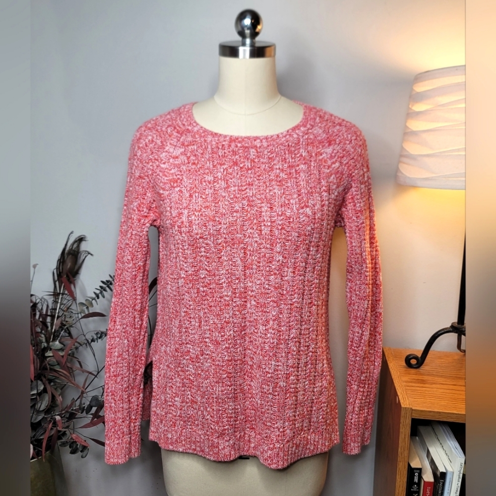 GAP Sweater Coral Size Small